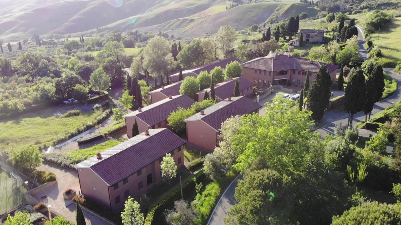 Bed & Bike Hotel Volterra Exterior photo