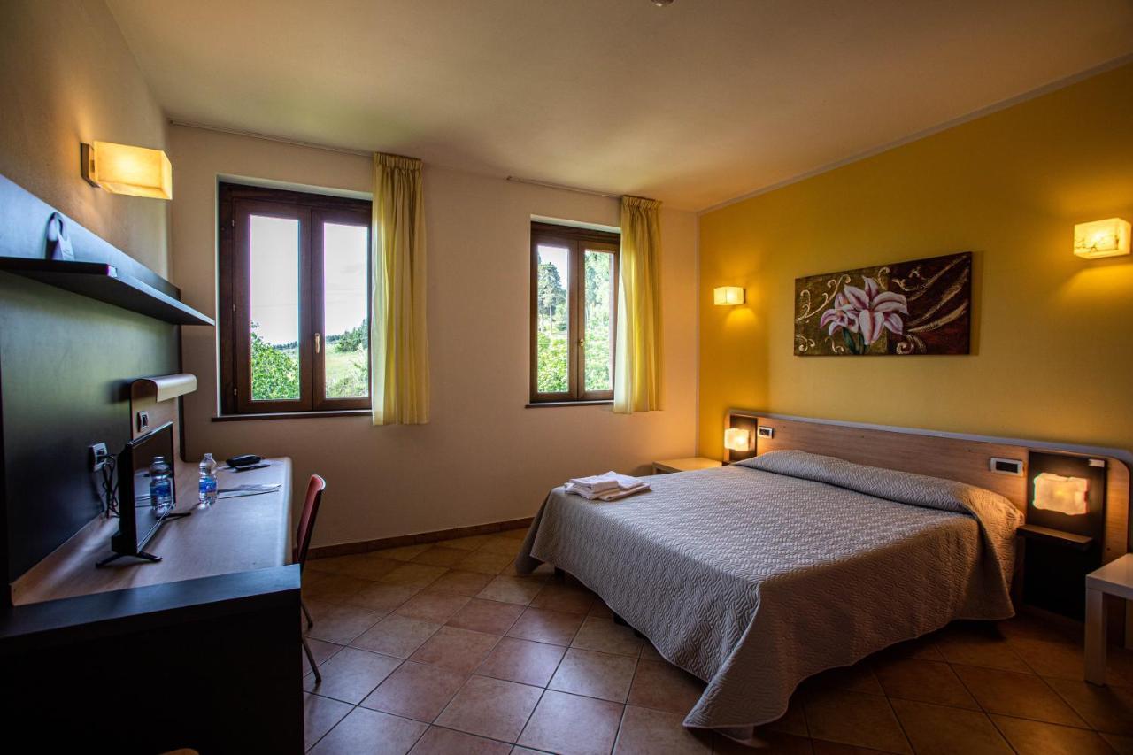Bed & Bike Hotel Volterra Exterior photo
